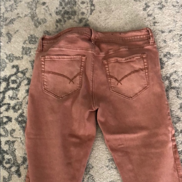 Jeans - Picture 3 of 4